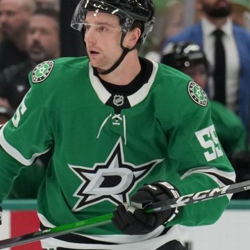 Sources: Dallas Stars D Thomas Harley nets 8-year extension Sources: Dallas Stars D Thomas Harley nets 8-year extension