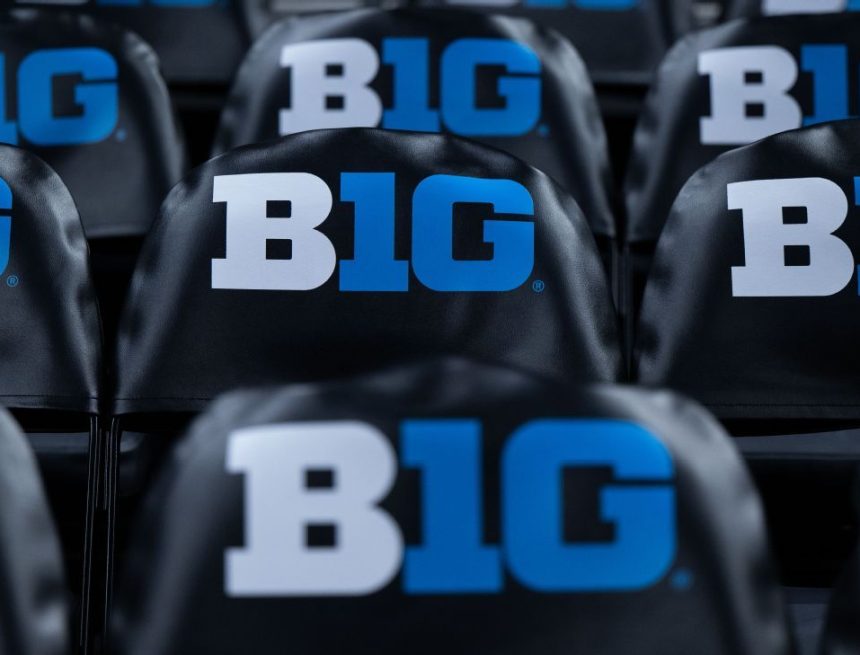 Sources: USC, Michigan question proposed Big Ten private capital deal