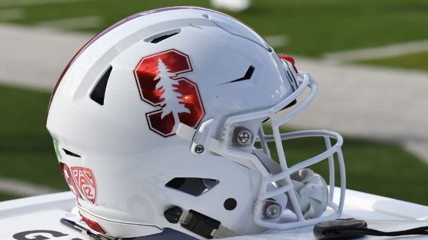 Stanford CB Morris cleared medically after leaving in ambulance