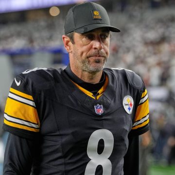 Steelers' Broderick Jones Jokes About Tackling Aaron Rodgers After Viral Video