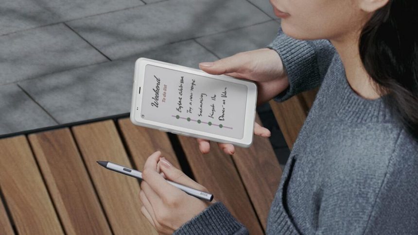 The Android-powered Boox Palma 2 Pro fits in your pocket, Boox-Palam-2-Pro