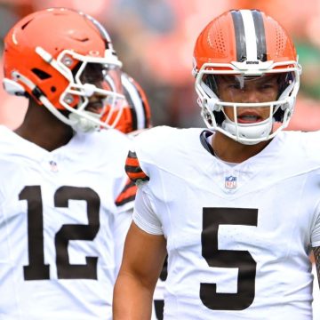 The method behind the Browns' quarterback development