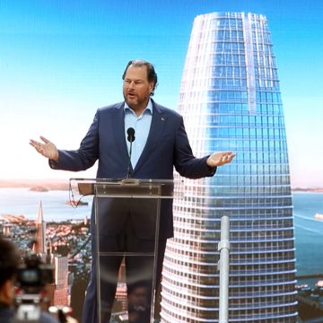 Trump credits Benioff, Huang for decision not to ‘surge’ Fed Marc Benioff standing at a podium in front of a backdrop of Salesforce Tower.