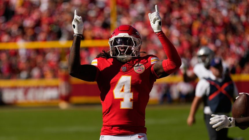 Tyreek Hill Hypes Rashee Rice, Chiefs After WR's Return in Win, 'Love to See It'