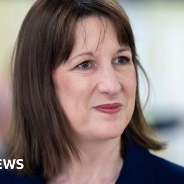 UK forecast to be second-fastest growing economy in G7