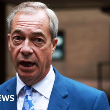 UK should shoot down Russian jets in Nato airspace, says Nigel Farage