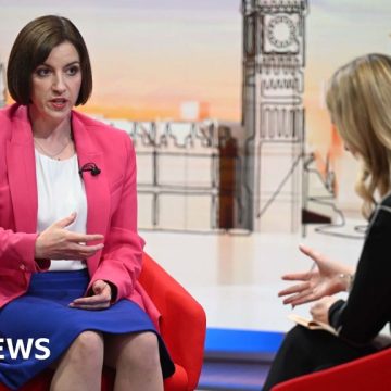 Universities must act on antisemitism, Bridget Phillipson says