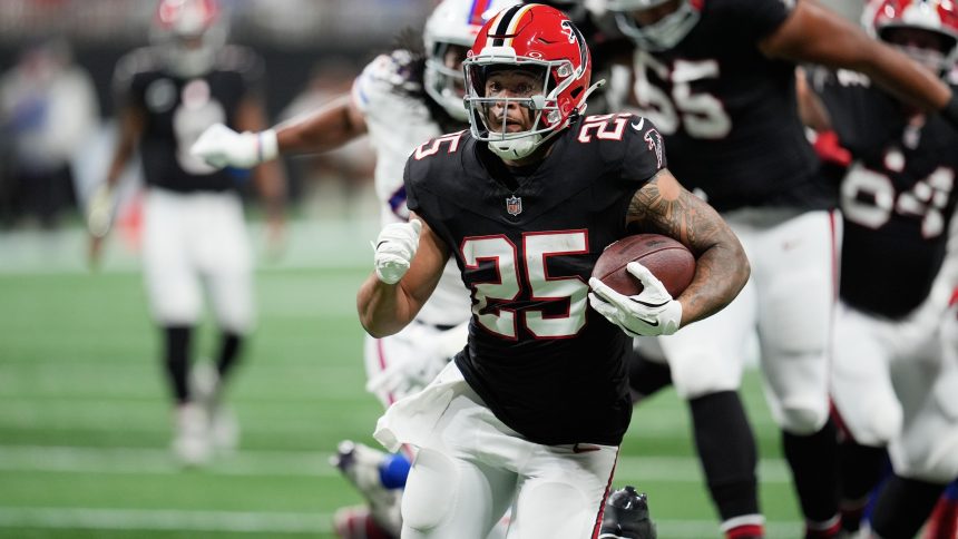 Week 8 Waiver Wire Fantasy Projections for Top Pickups and Sleeper Targets