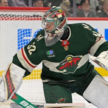 Wild sign goalie Filip Gustavsson to 5-year, $34M extension