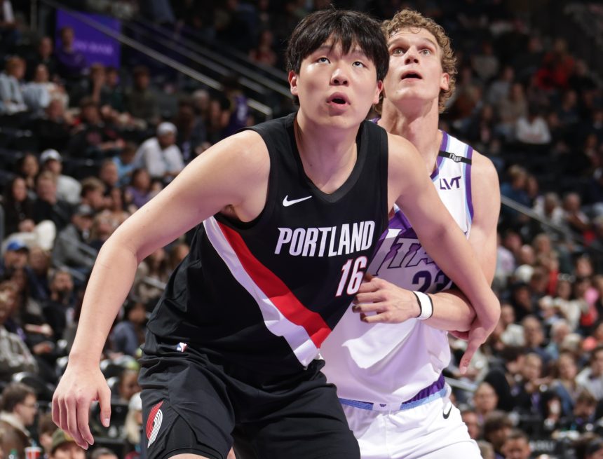 Yang Hansen's Potential Excites NBA Fans for Blazers vs. Jazz With Ace Bailey Out