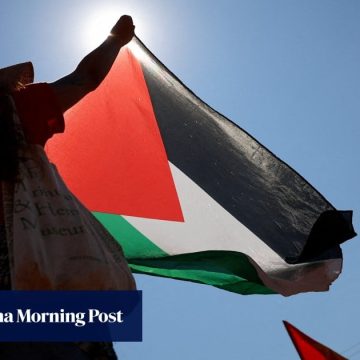 Trump says ‘real chance’ to end Gaza war, Hamas seeks US guarantees