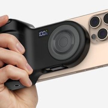 Belkin’s new power bank gives your smartphone a camera grip for $80