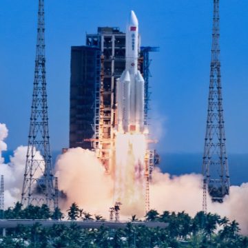 Taking These 50 Objects Out of Orbit Would Cut Danger From Space Junk in Half