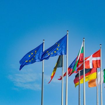 EU urges China to use influence for Ukraine peace amid North Korean involvement