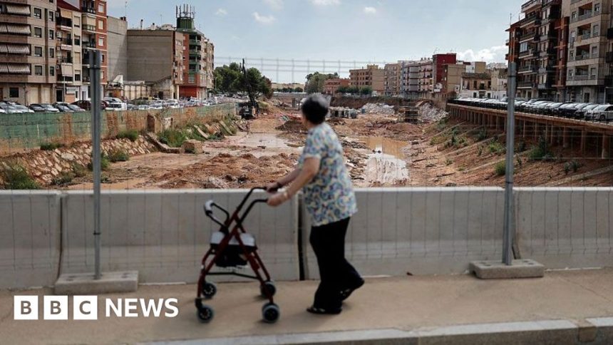 Angry Spaniards are still demanding answers a year after Valencia's Angry Spaniards are still demanding answers a year after Valencia’s deadly floods