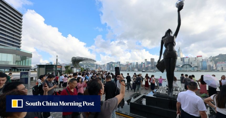 1.4 million mainland passenger trips made to Hong Kong over ‘golden week’ holiday