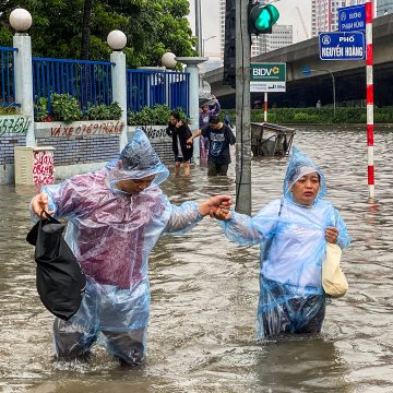 Floods kill three after typhoon rains in northern Vietnam | Floods
