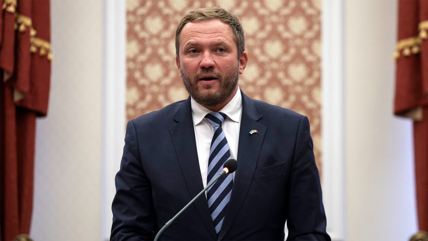 Estonia’s top diplomat: Russia testing NATO resolve amid Trump uncertainty Estonia’s top diplomat: Russia testing NATO resolve amid Trump uncertainty | Russia-Ukraine war