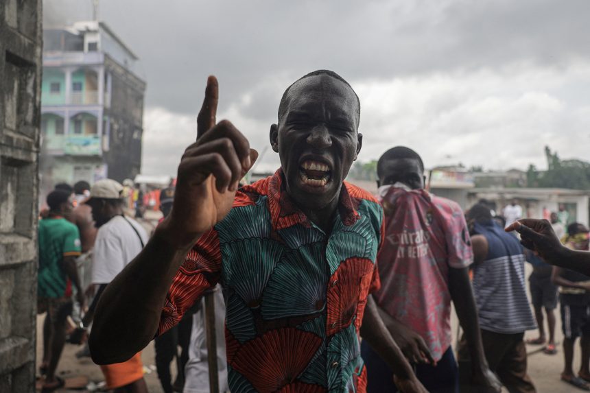 4 dead in election-related clashes as Cameroon’s Biya wins eighth 4 dead in election-related clashes as Cameroon’s Biya wins eighth term | Protests
