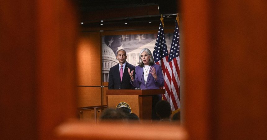 Hundreds of People With ‘Top Secret’ Clearance Exposed by House Hundreds of People With ‘Top Secret’ Clearance Exposed by House Democrats’ Website