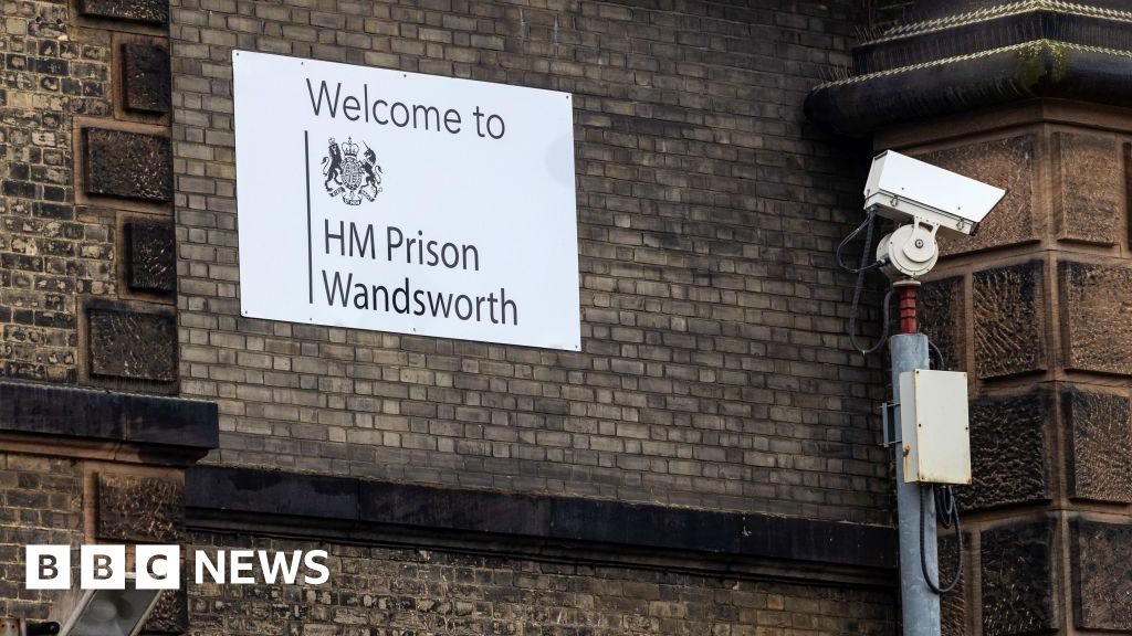 Algerian man mistakenly released from London prison