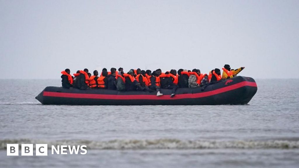 Fast-track deportations to be announced as part of asylum reforms