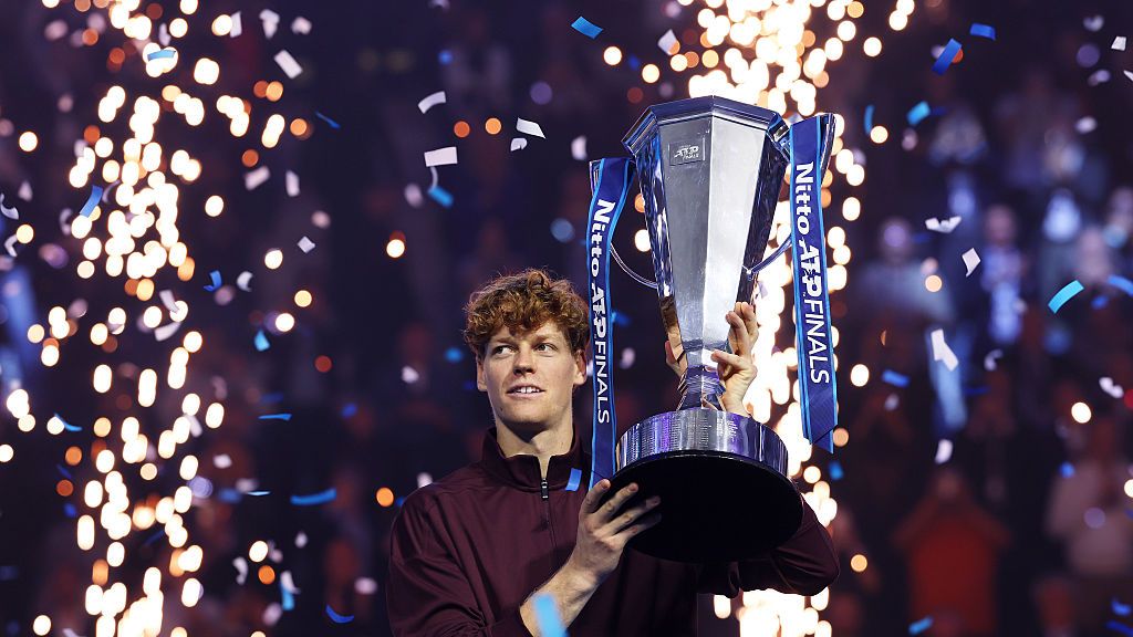 Jannik Sinner Beats Carlos Alcaraz to Take the Nitto ATP Finals