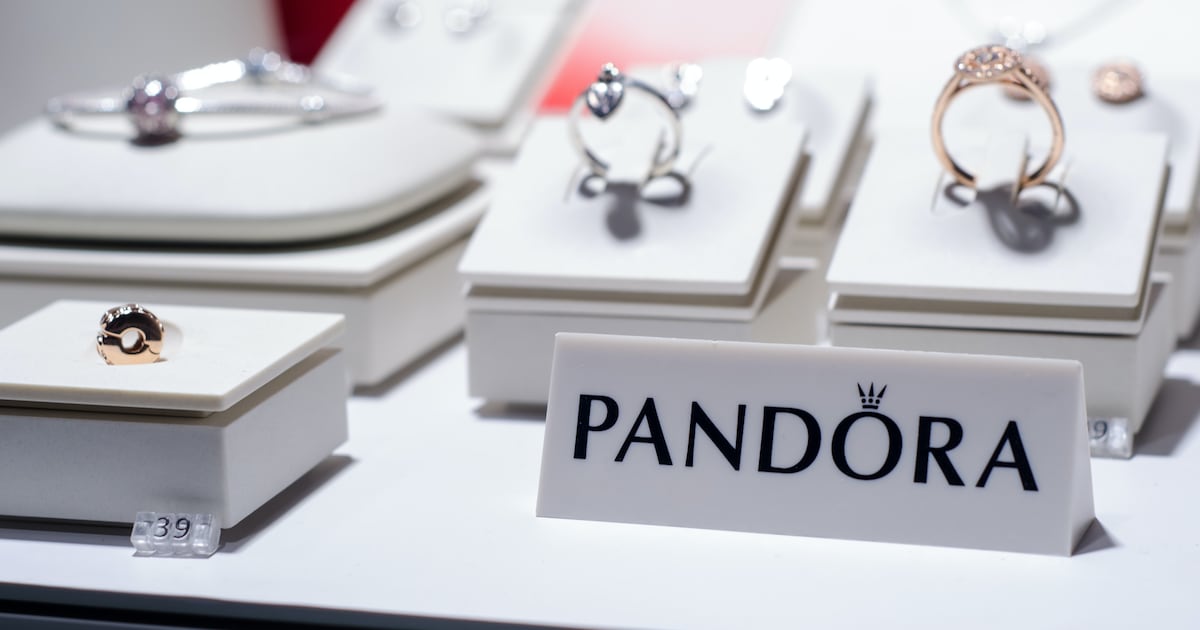 Jewellery Giant Pandora Expects Fierce Black Friday Competition