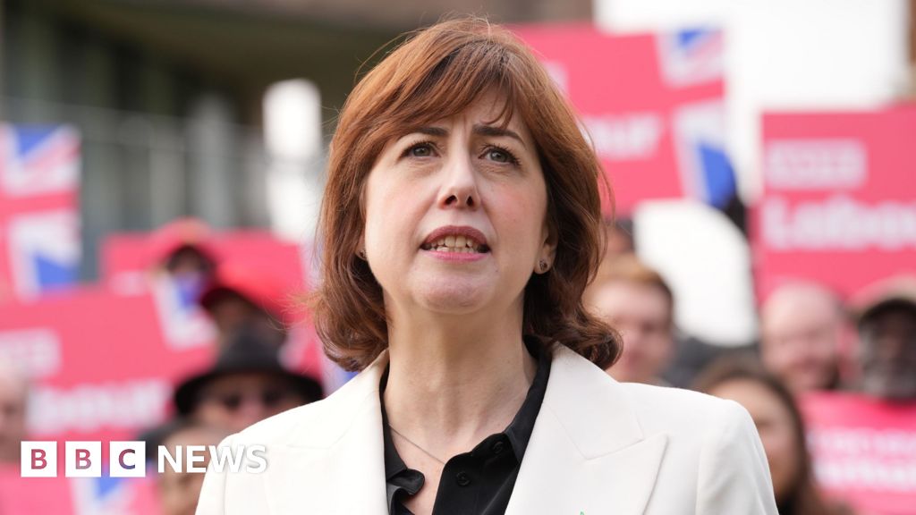 Labour should stick to manifesto pledges on tax, deputy leader says