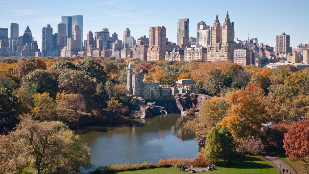 Louis Vuitton selected New York City for its next destination cruise show, scheduled for May 20, 2026.