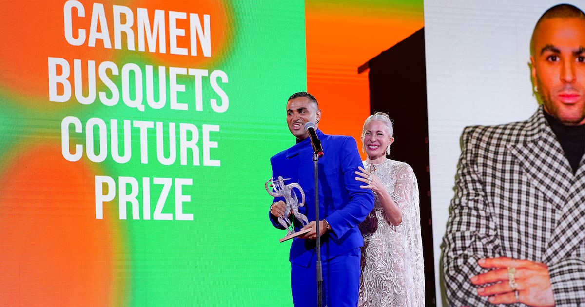 Luar’s Raul Lopez Wins $50,000 Carmen Busquets Couture Prize