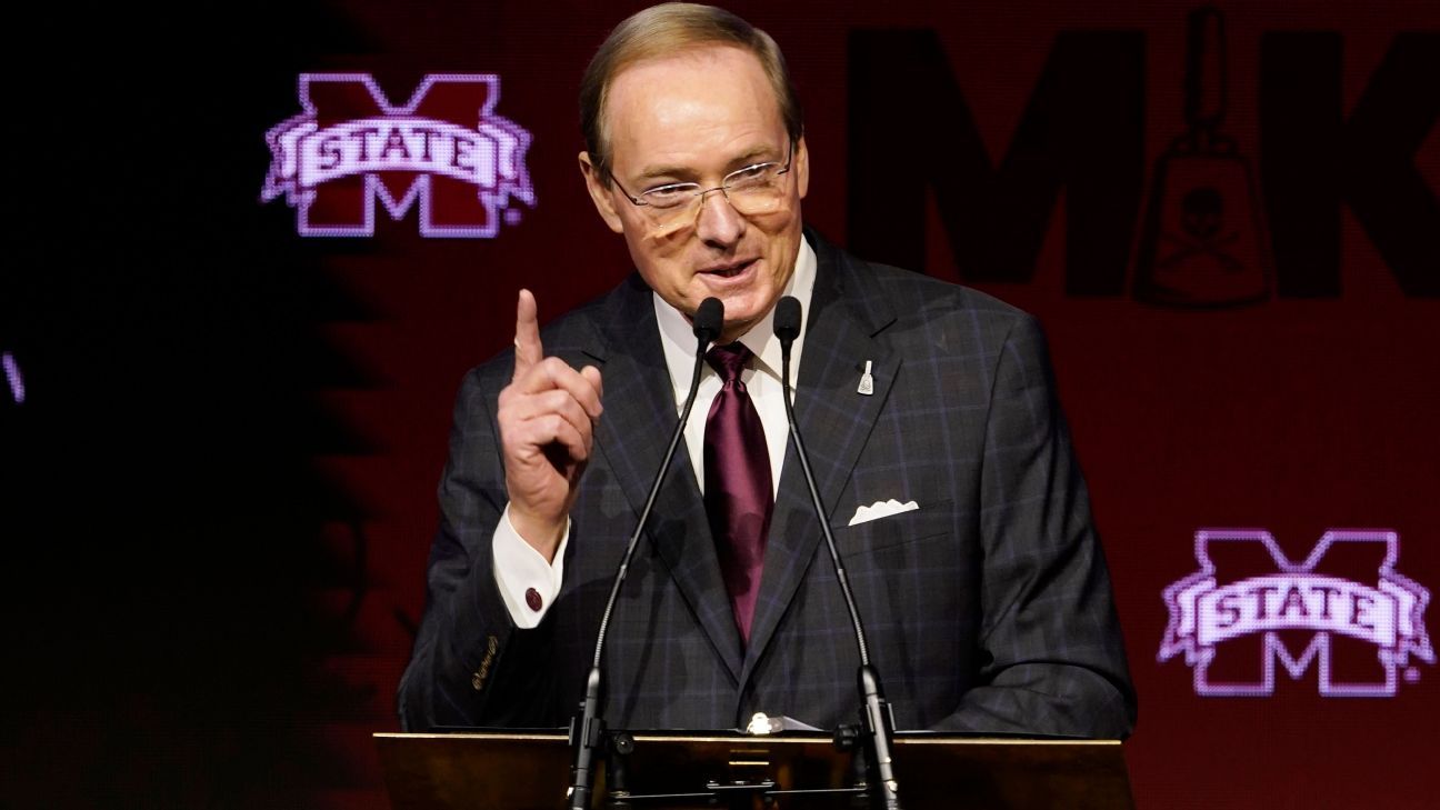 Mark Keenum says SEC prefers no automatic bids in CFP