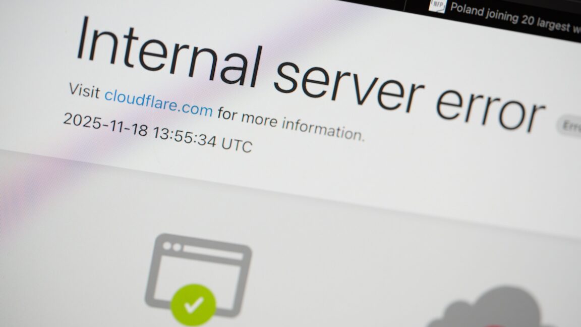 A webpage error message says, "Internal server error, visit cloudflare.com for more information."