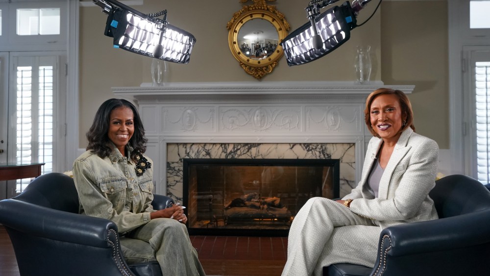 Show coverage of Good Morning America on 10/22/25 on ABC. (ABC/AL DRAGO) MICHELLE OBAMA, ROBIN ROBERTS
