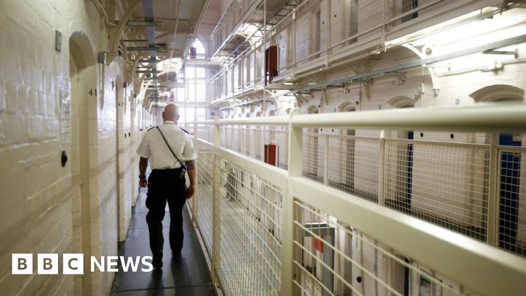 More than 90 prisoners freed by mistake since April