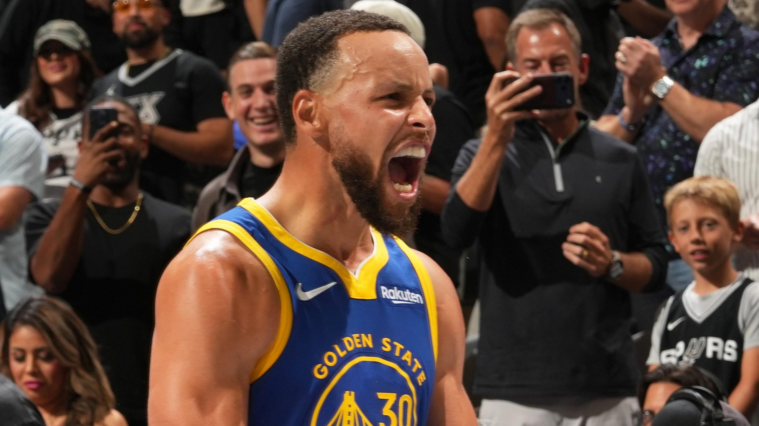 Stephen Curry Says He Was 'Very Aware' of Making NBA History, Joining Michael Jordan