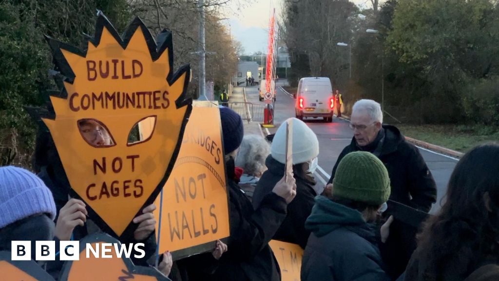 Campsfield Immigration Removal Centre officially reopens