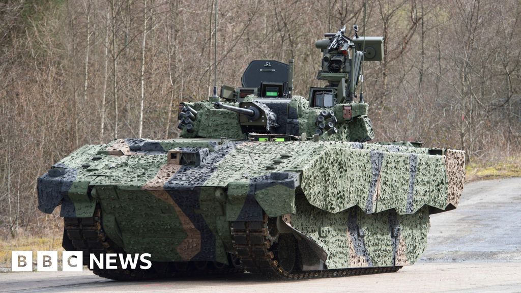 Defence minister 'disgusted' after soldiers injured in Ajax exercise