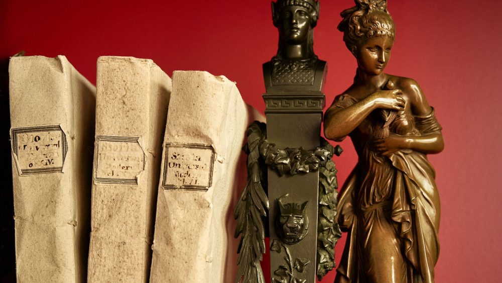 Design Lovers Gift Guide Holiday 2025