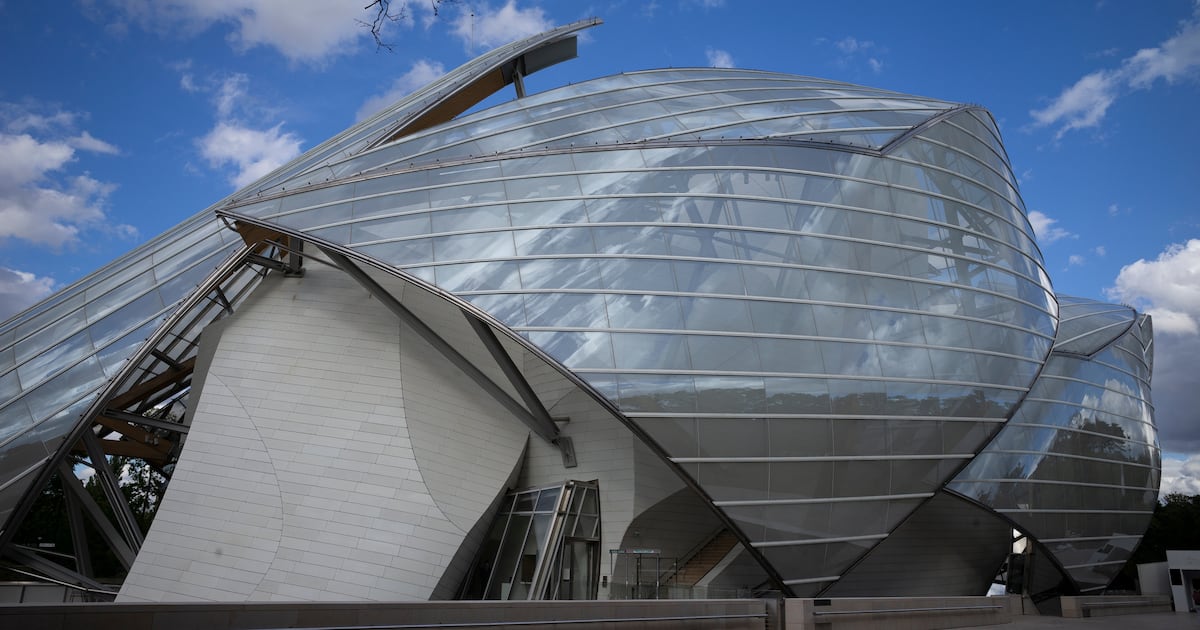 Frank Gehry, Titan of Architecture, Has Died