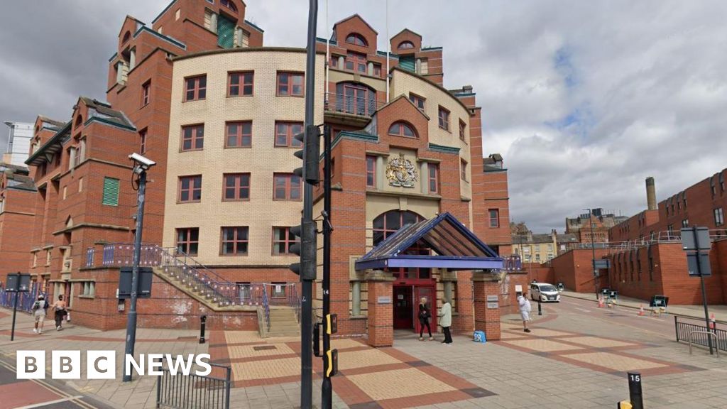 Man jailed over antisemitic messages to Leeds MP Alex Sobel