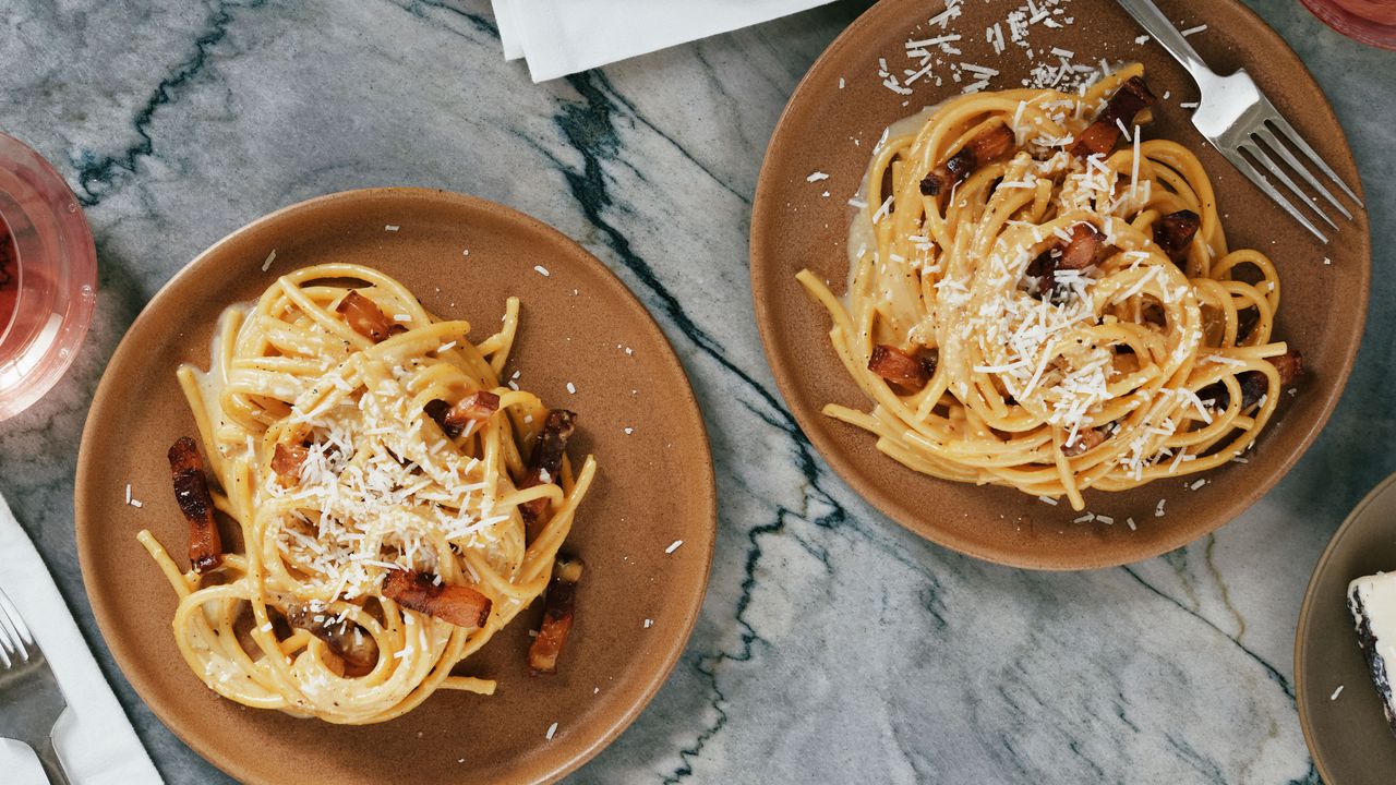 Simple Spaghetti Carbonara, Step-by-Step Recipe