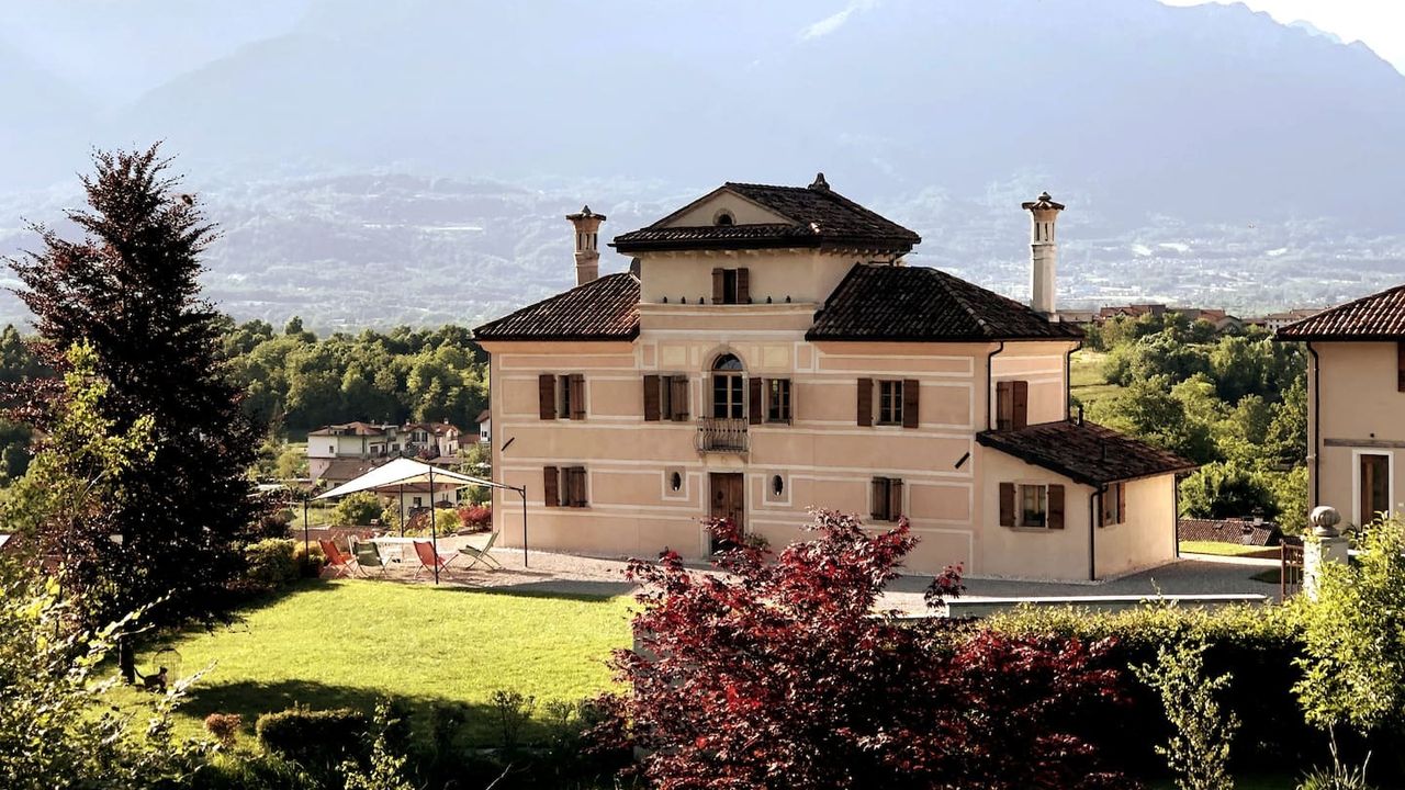 The 8 Best Airbnbs in the Dolomites for Your Cozy Alpine Vacation